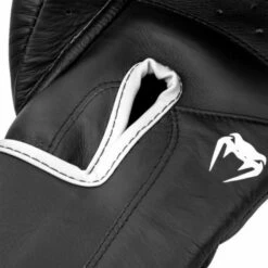 Venum Giant 2.0 Pro Boxing Gloves - Velcro 7 Venum Giant 2.0 Pro Boxing Gloves - Velcro -Venum Sales giant 2.0 velcro 3