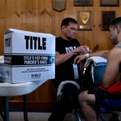 TITLE Boxing Fist-Form Puncher's Gauze -Venum Sales tb1115c