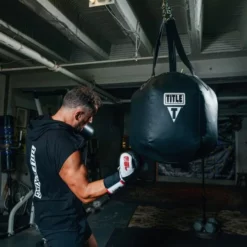 TITLE Body Snatcher Bag 7 TITLE Body Snatcher Bag -Venum Sales tb3015c