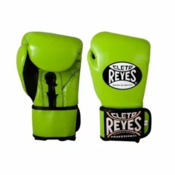 Cleto Reyes Universal Training Boxing Gloves -Venum Sales training gloves green 570x494 1